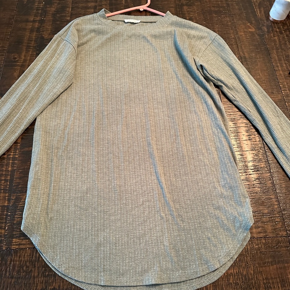 Pinkblush maternity grey shirt